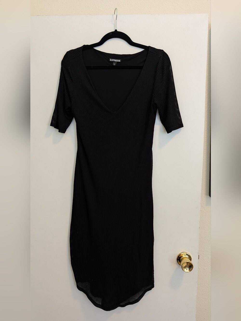 Express Black Ribbed V-Neck Midi Dress